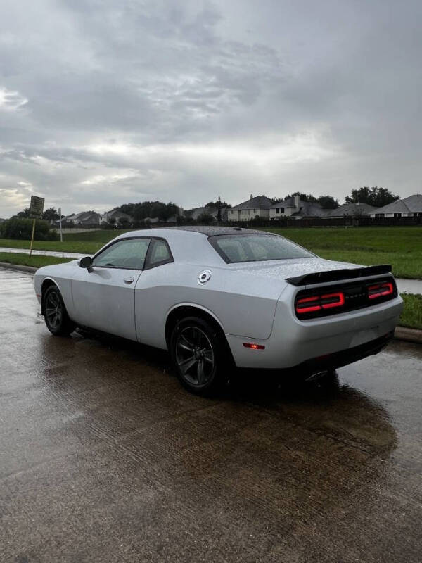 2020 Dodge Challenger SXT