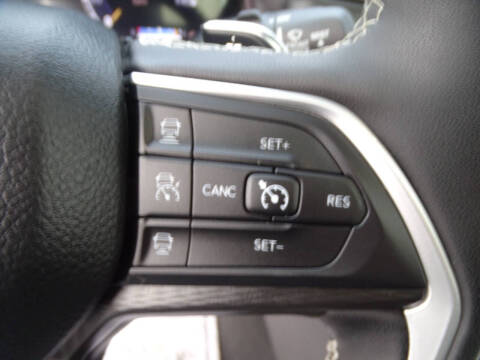 2023 Jeep Grand Cherokee Laredo