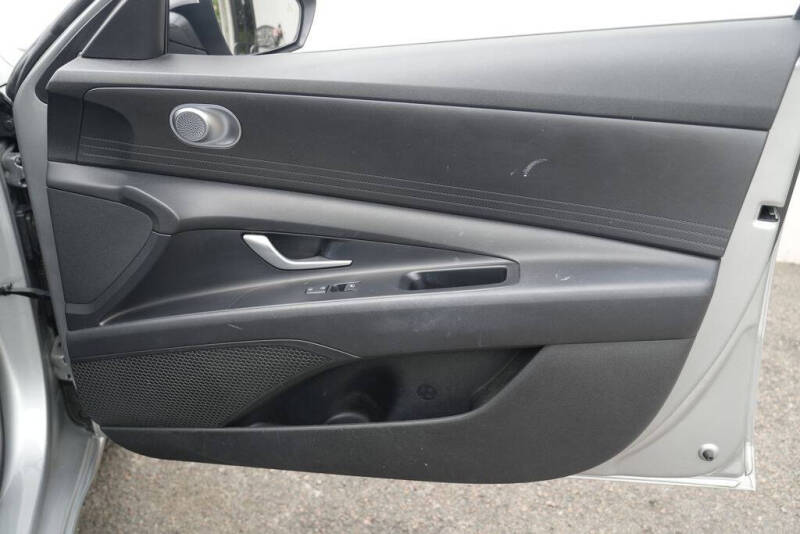 2023 Hyundai Elantra