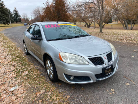 2010 Pontiac G6 for sale at BELOW BOOK AUTO SALES in Idaho Falls ID