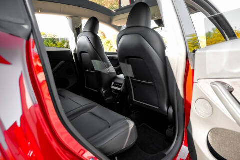 2025 Tesla Model Y Long Range