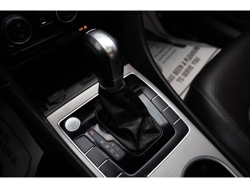 2021 Volkswagen Passat SE