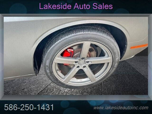 2015 Dodge Challenger SXT