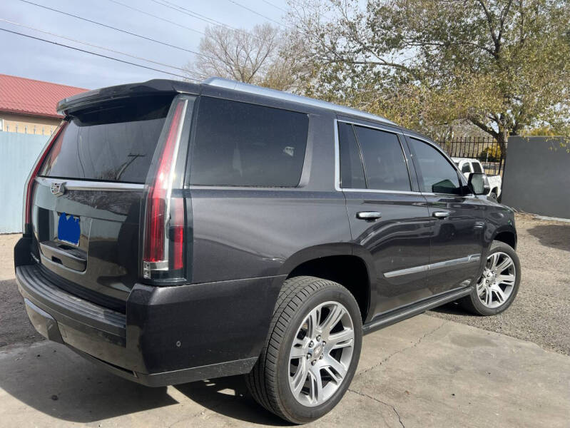 2017 Cadillac Escalade Premium Luxury