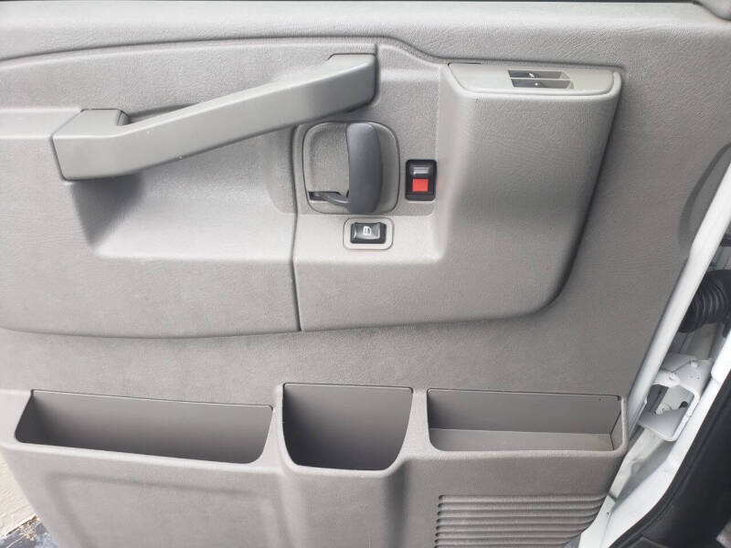 2020 Chevrolet Express 2500