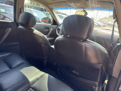 2004 Infiniti FX45