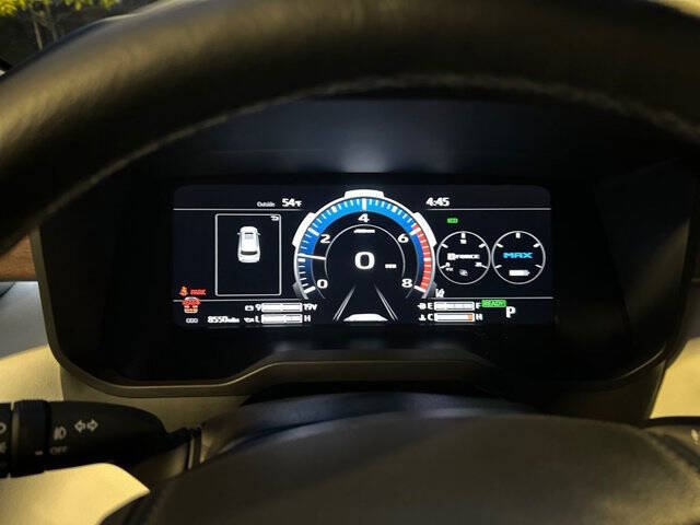 2025 Toyota Sequoia SR5