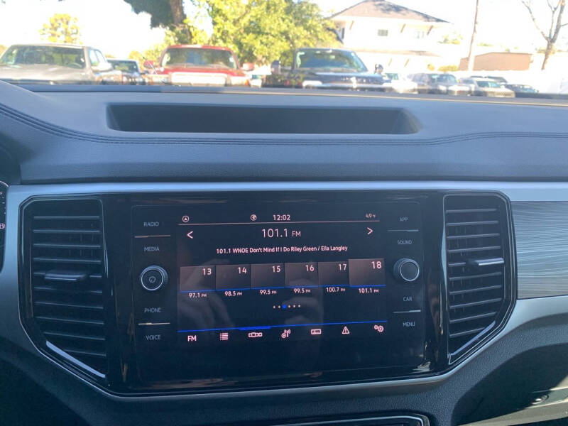 2023 Volkswagen Atlas Cross Sport SE