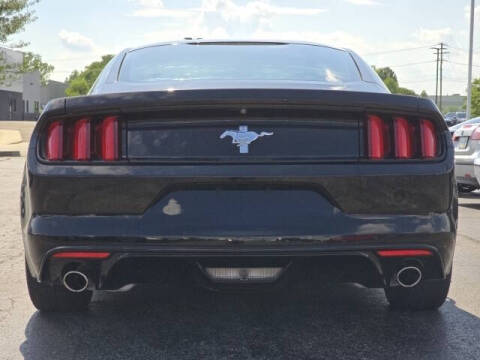 2016 Ford Mustang V6