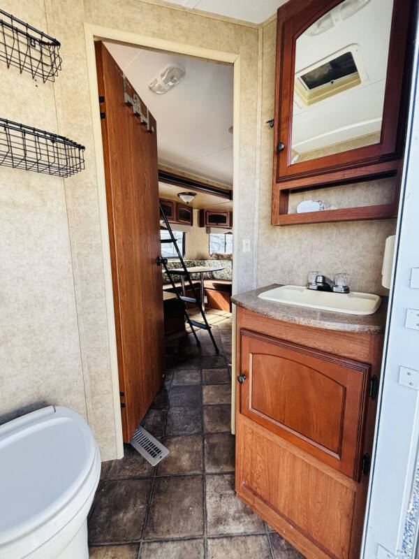 2013 Dutchmen 261BHS