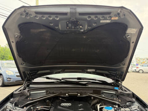 2012 Audi Q5 2.0T quattro Premium Plus