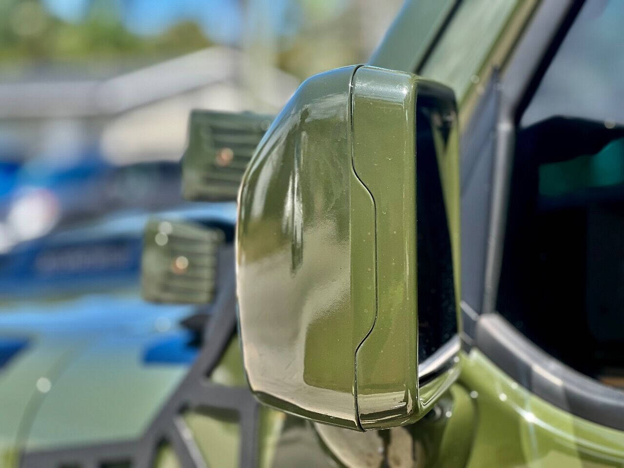 2021 JEEP Gladiator Pickup - $55,999