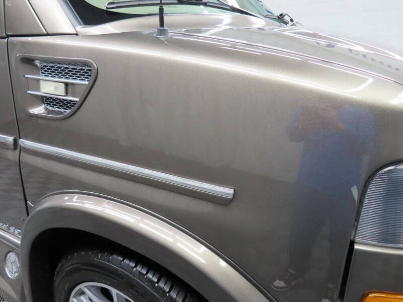 2021 GMC Savana 2500