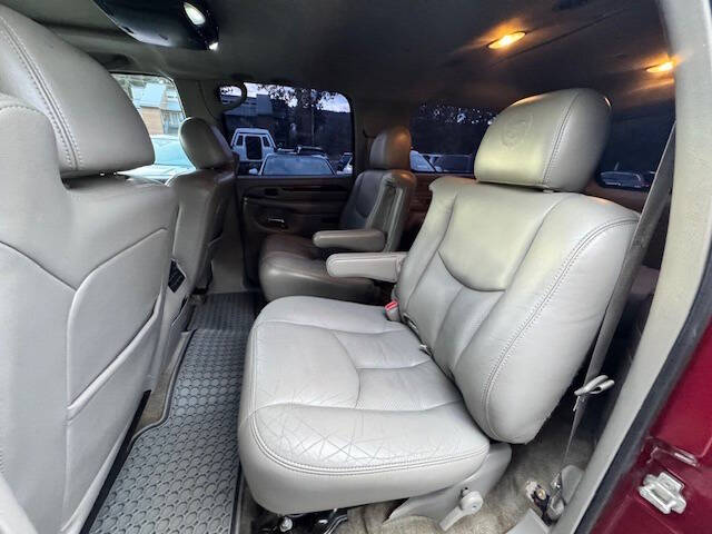 2004 Cadillac Escalade ESV Platinum Edition