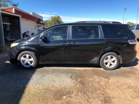 2011 Toyota Sienna for sale at Lakeview Auto Sales LLC in Sycamore GA