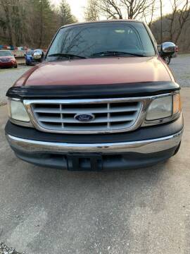 1999 Ford F-150 for sale at Day Family Auto Sales in Wooton KY