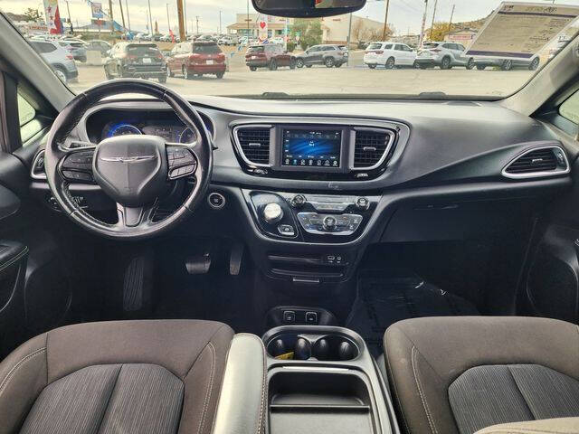 2020 Chrysler Pacifica Touring