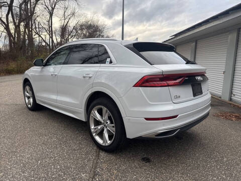 2019 Audi Q8 quattro Premium Plus 55 TFSI