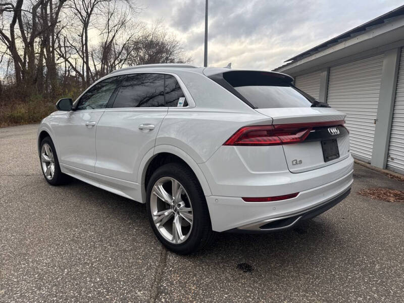 2019 Audi Q8 quattro Premium Plus 55 TFSI