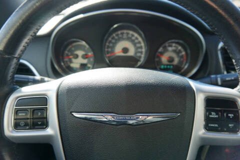 2012 Chrysler 200 Touring