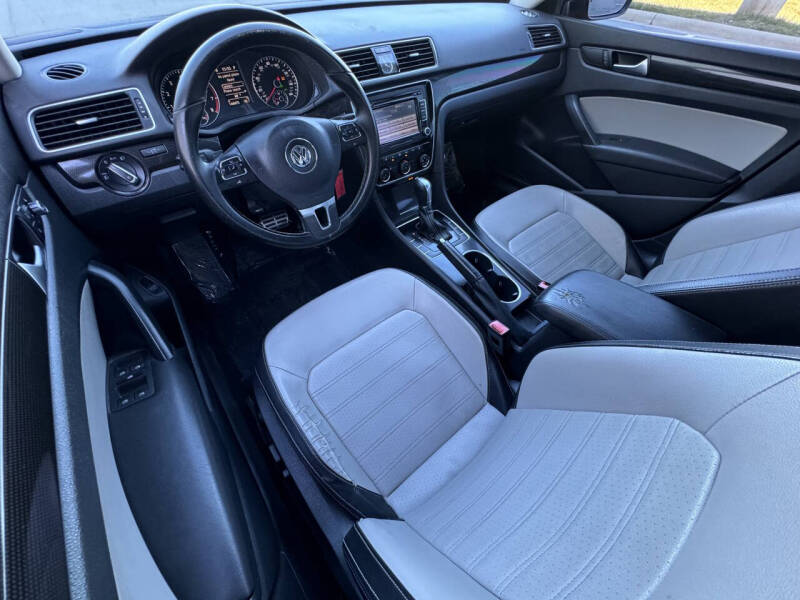 2015 Volkswagen Passat 1.8T Sport