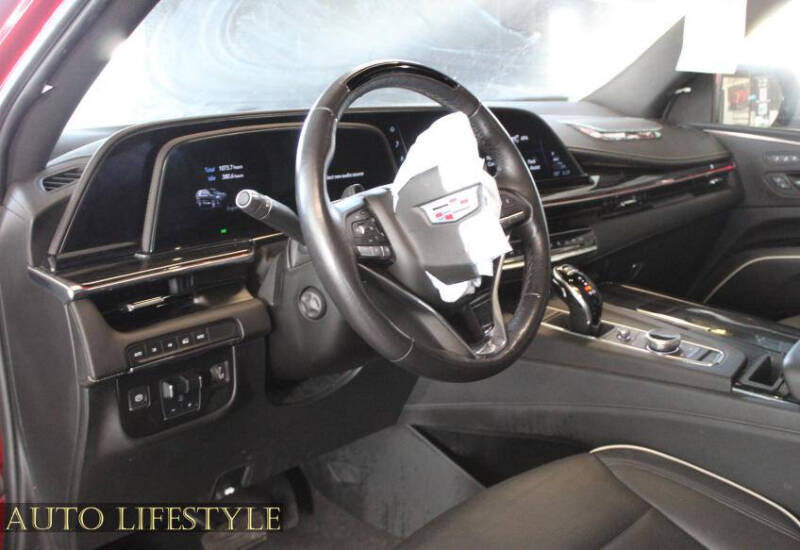 2023 Cadillac Escalade Sport