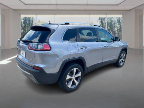 2020 Jeep Cherokee