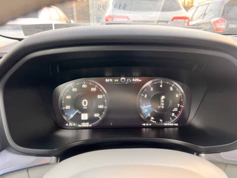 2020 Volvo V60 T5 Momentum