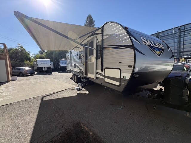 2018 Forest River SALEM 28CKDS