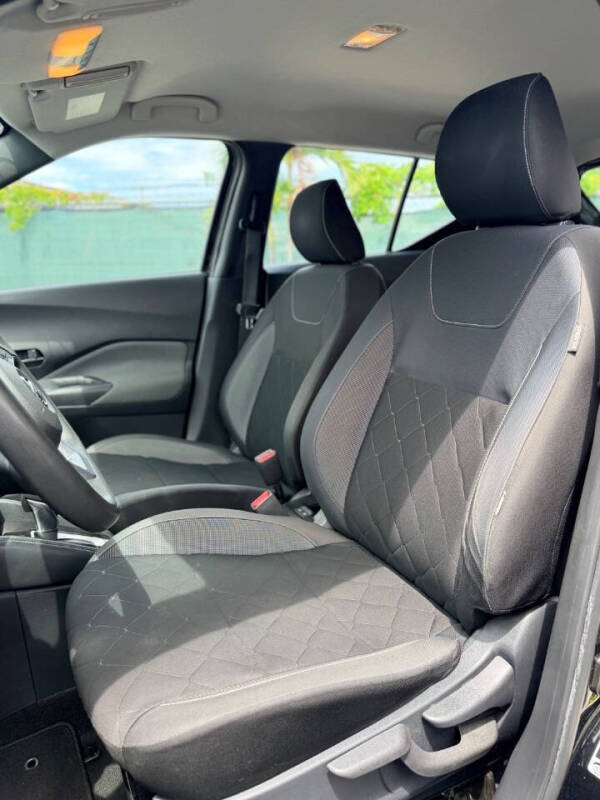 2019 Nissan Kicks SV