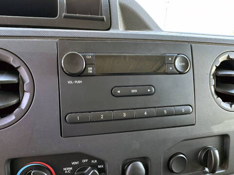 2010 Ford E-Series E-250