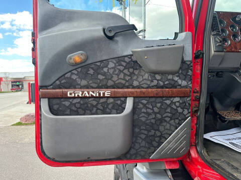 2007 Mack Granite