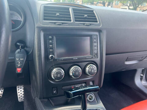 2014 Dodge Challenger R/T Shaker Package