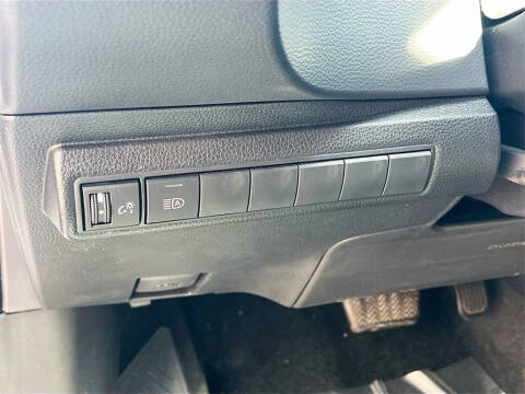 2024 Toyota Corolla Hatchback XSE