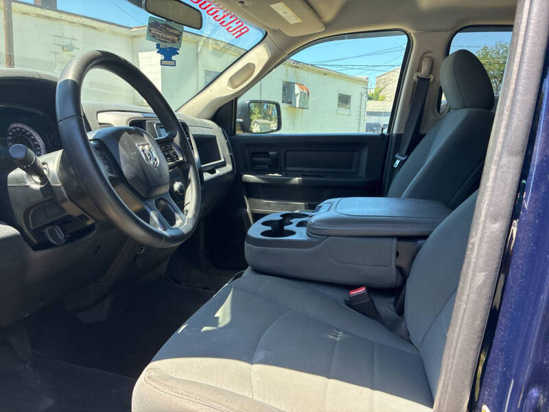 2017 RAM 1500 Express