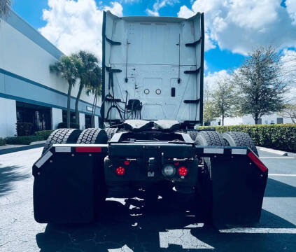 2019 International LT625