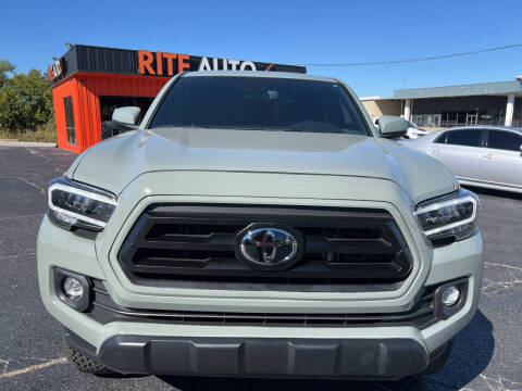 2022 Toyota Tacoma TRD Off-Road