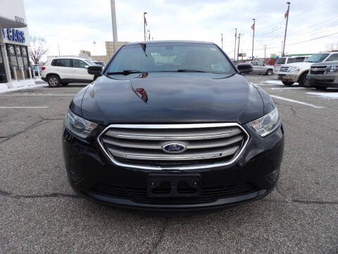 2016 Ford Taurus SEL