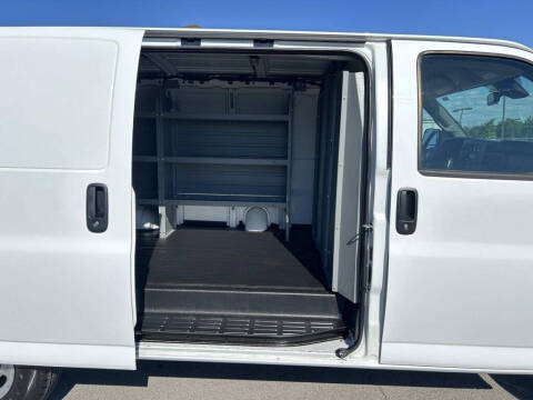 2020 Chevrolet Express 2500