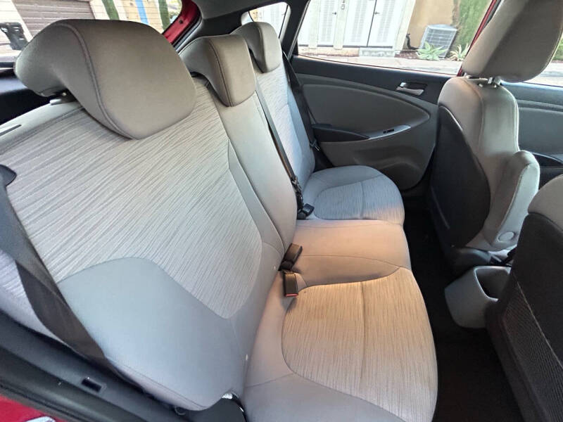 2016 Hyundai Accent SE