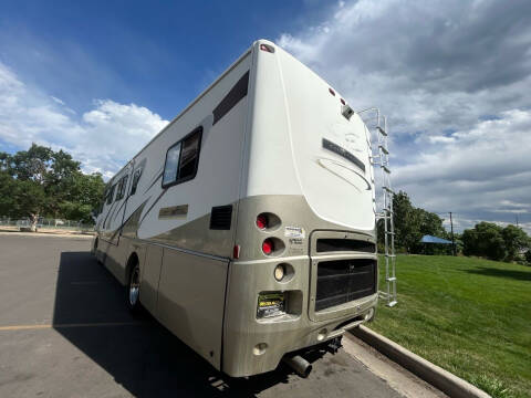 2005 Freightliner XCS Chassis