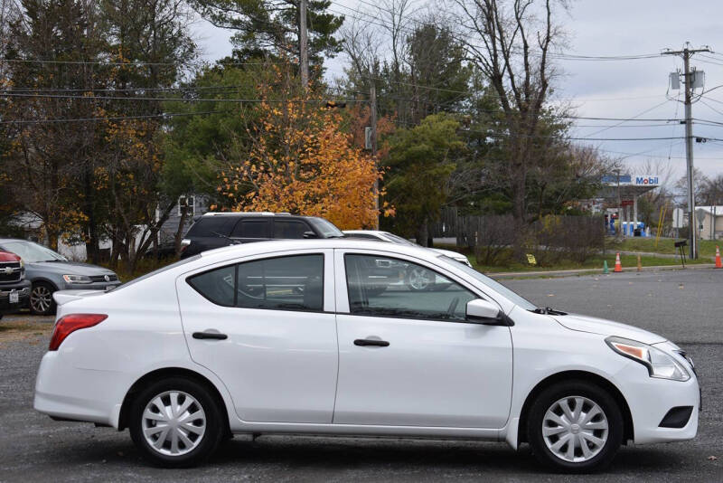 2016 Nissan Versa 1.6 S Plus