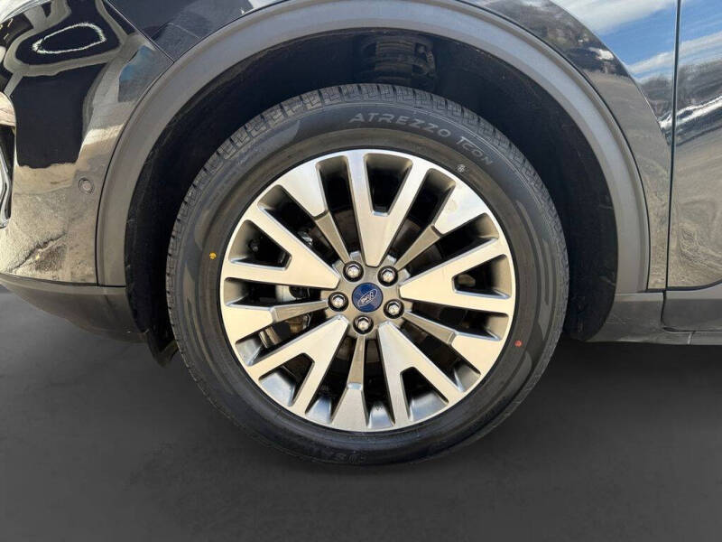 2020 Ford Escape Hybrid Titanium