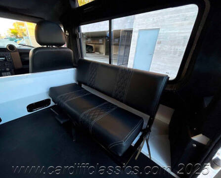 1985 Land Rover Defender