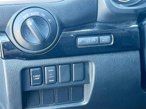 2020 Nissan Titan SV