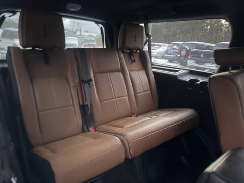 2011 Lincoln Navigator L