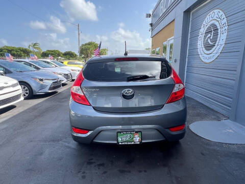 2017 Hyundai Accent SE