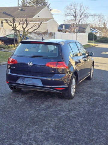 2016 Volkswagen Golf TSI S
