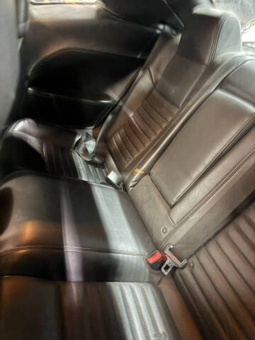 2015 Dodge Challenger SXT