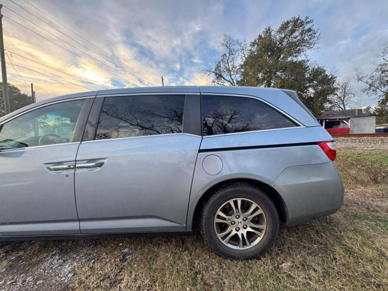 2011 Honda Odyssey EX-L photo 7